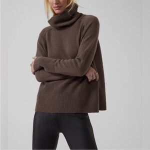 Athleta Brown Cashmere Wool Turtleneck Sweater
